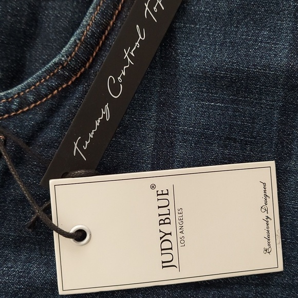 Judy Blue Raw Hem Tummy Control Flare Overalls NWT - Picture 14 of 17